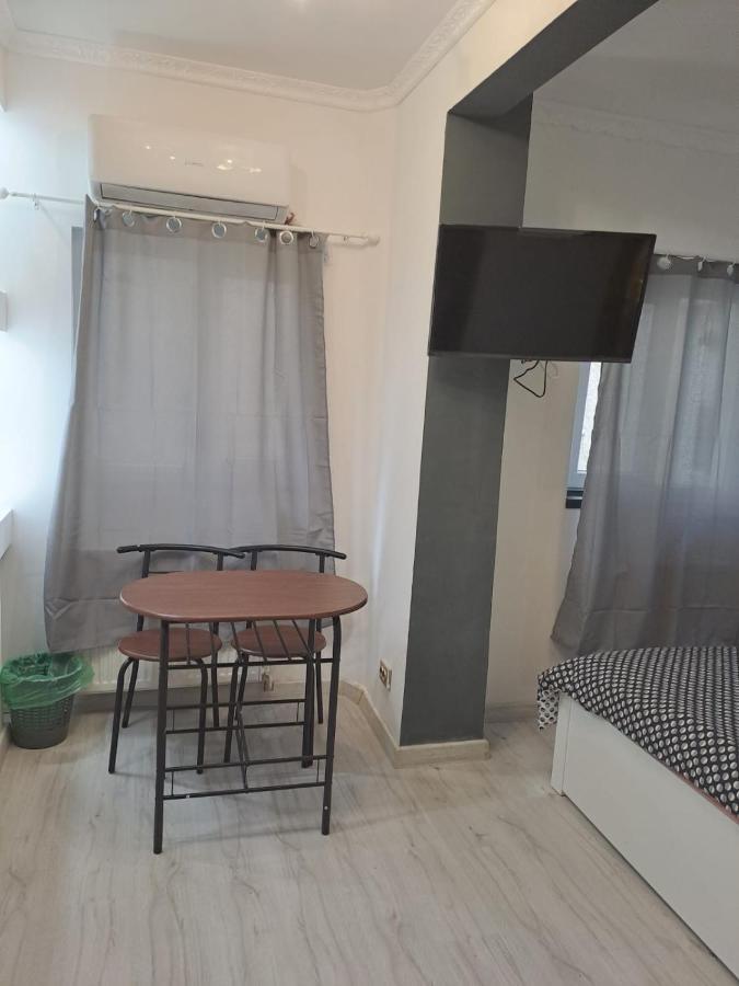 Deluxe Studio Oldtown Apartment Bucharest Luaran gambar