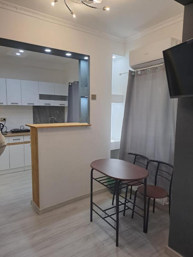 Deluxe Studio Oldtown Apartment Bucharest Luaran gambar