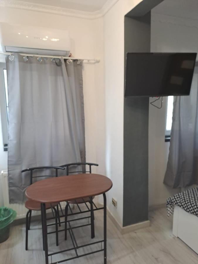 Deluxe Studio Oldtown Apartment Bucharest Luaran gambar