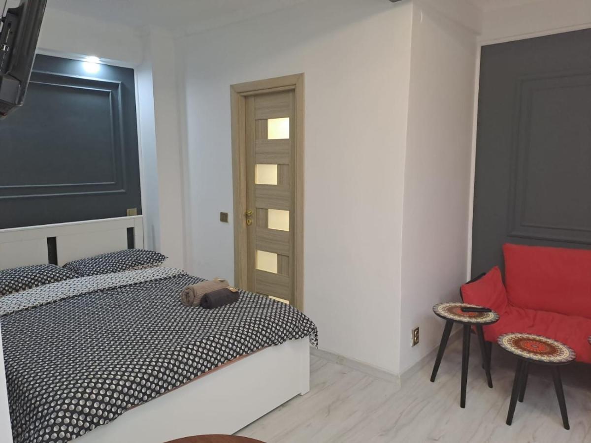 Deluxe Studio Oldtown Apartment Bucharest Luaran gambar