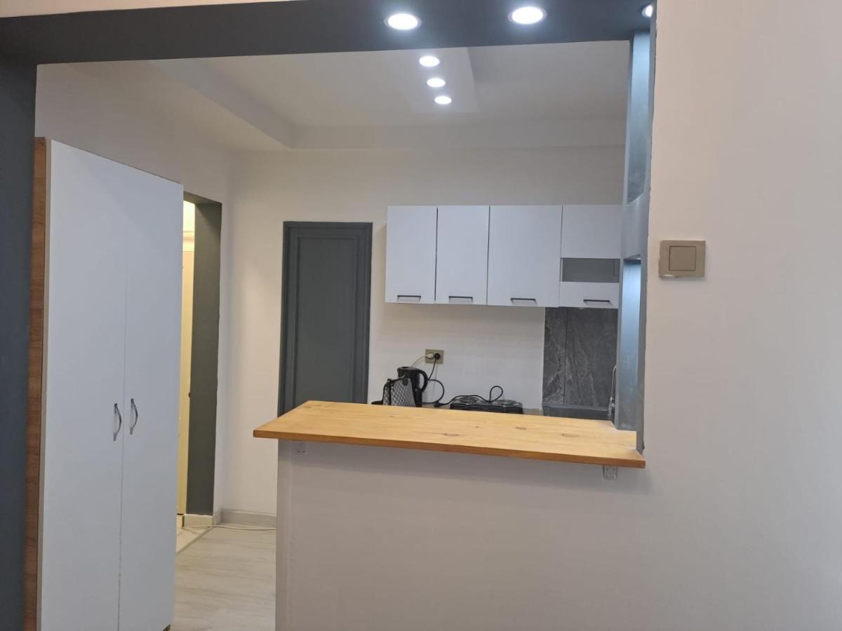 Deluxe Studio Oldtown Apartment Bucharest Luaran gambar