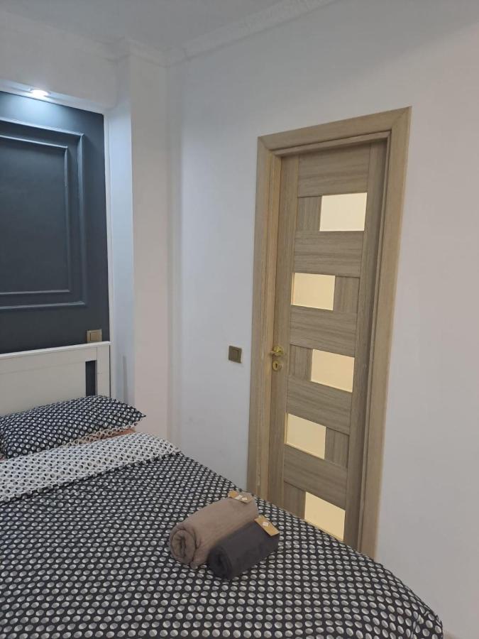 Deluxe Studio Oldtown Apartment Bucharest Luaran gambar